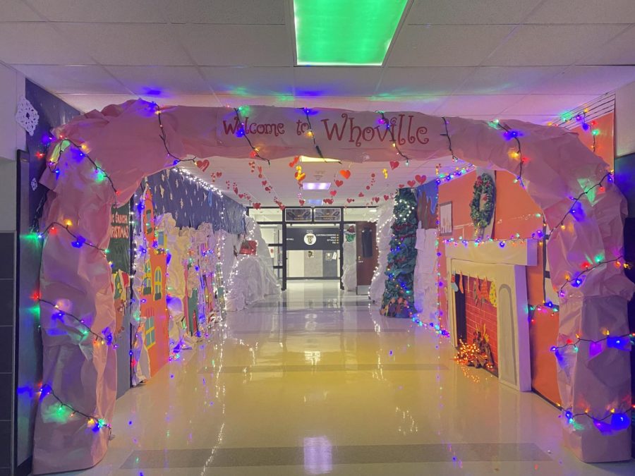 The art hallway is decorated for Christmas. 