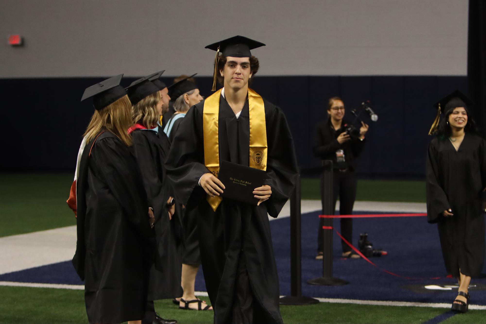 Photo Gallery: 2024 Graduation Diploma Photos