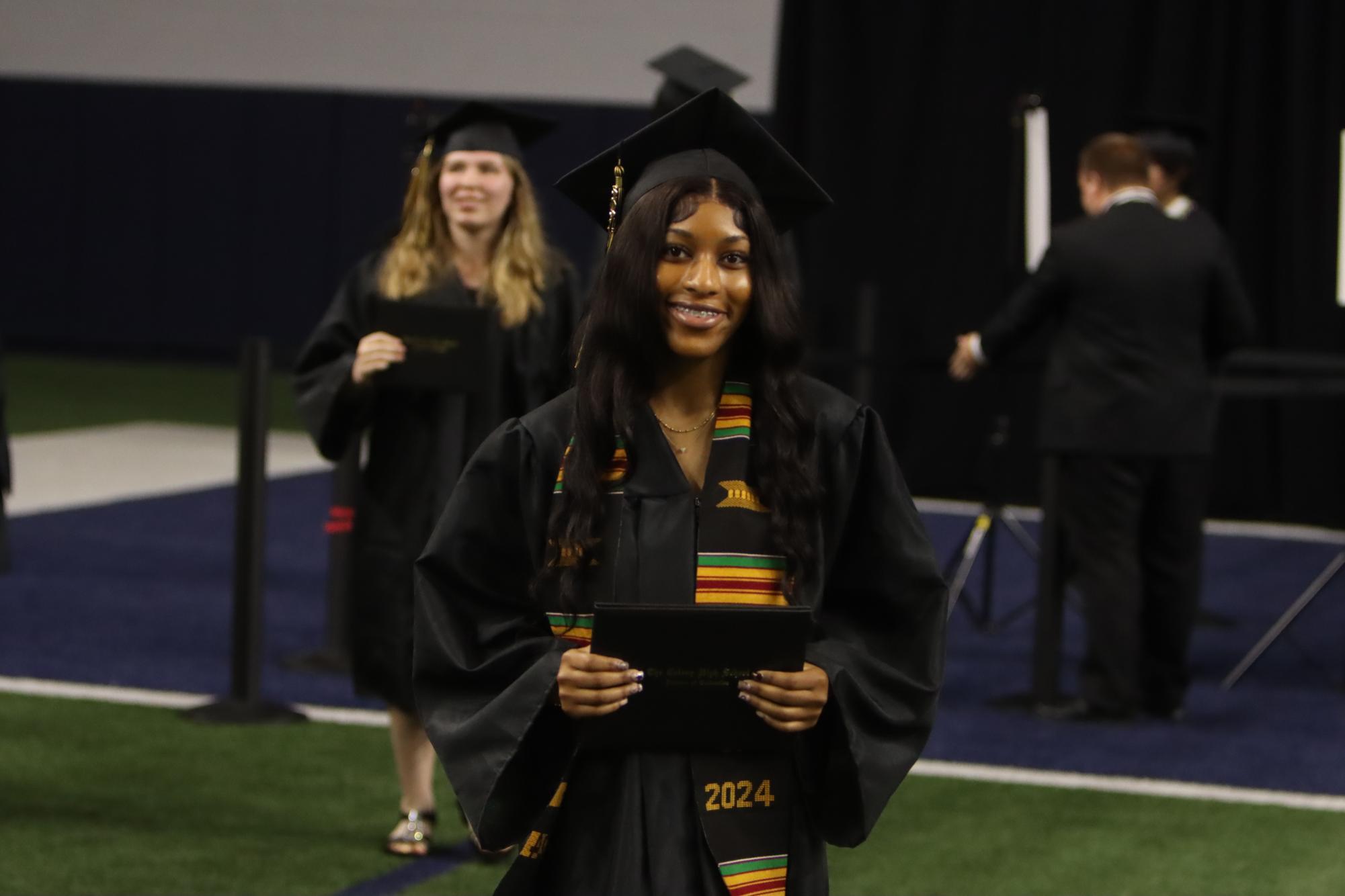 Photo Gallery: 2024 Graduation Diploma Photos