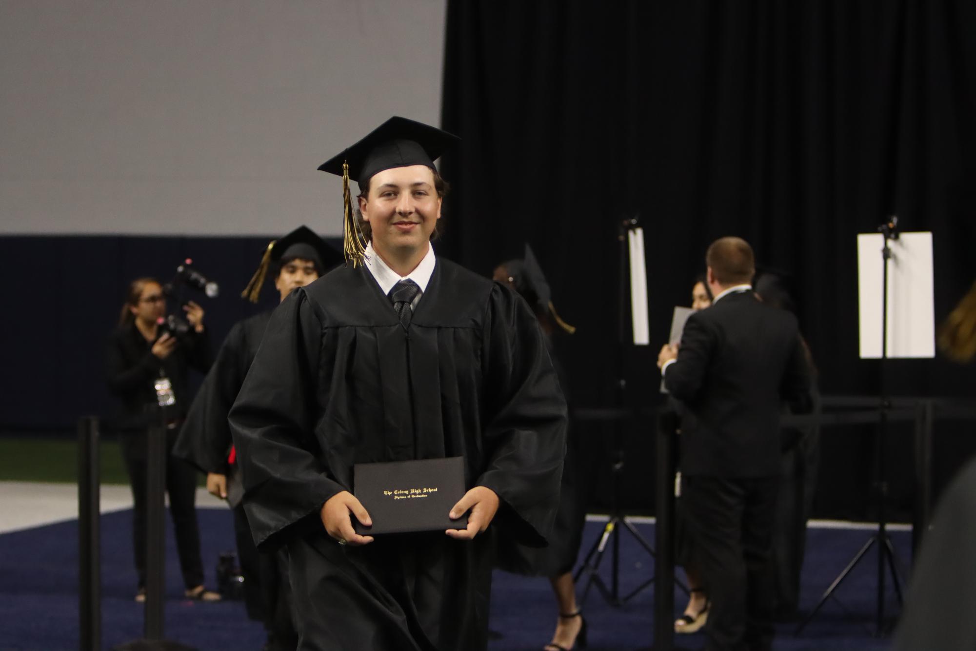 Photo Gallery: 2024 Graduation Diploma Photos